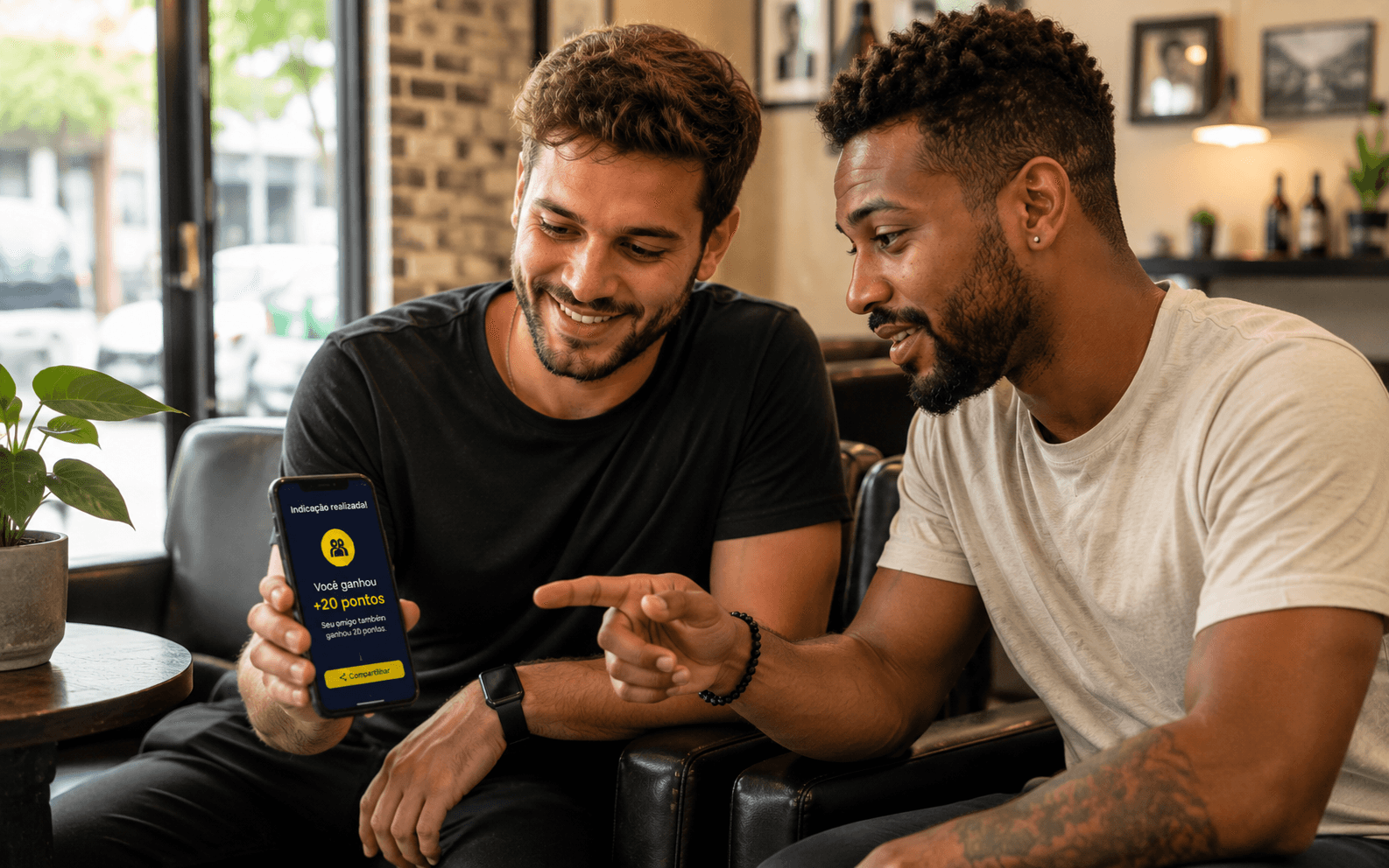 Fluxo visual de clientes conectados por indicação